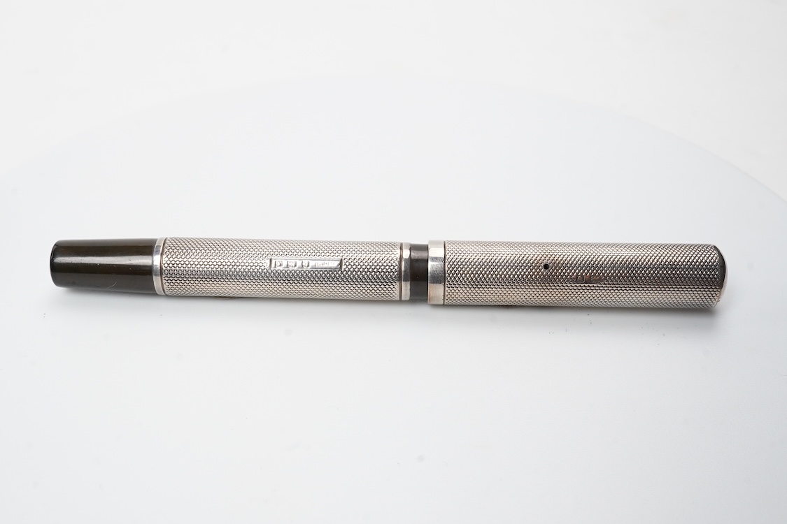 A Waterman FDW silver eye dropper No.72 in fine barley pattern, No.2 Waterman nib